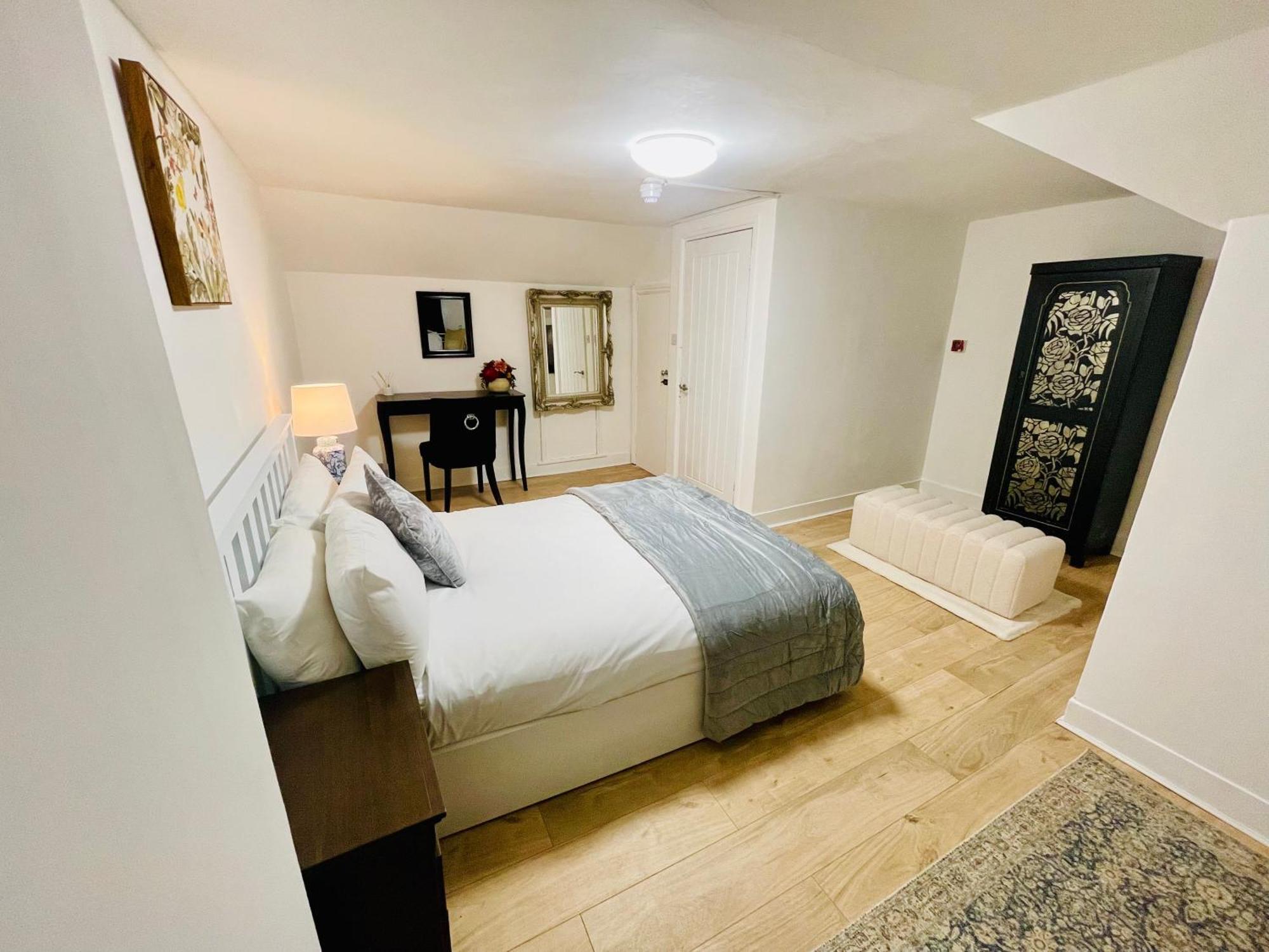 Cambridge Heritage Apartments エクステリア 写真