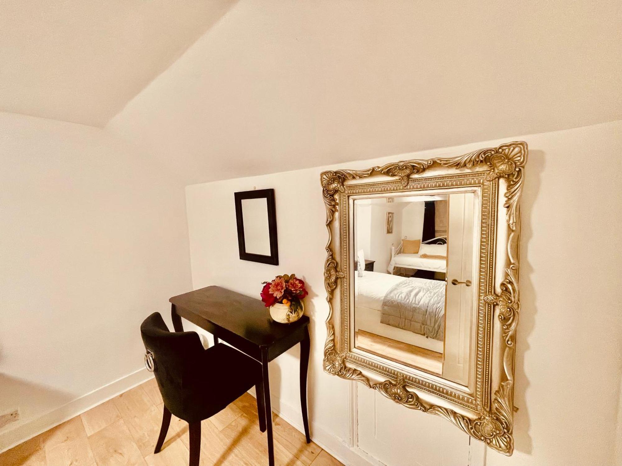Cambridge Heritage Apartments エクステリア 写真